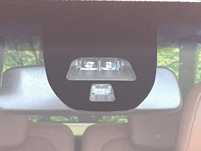 �y�V�e�B�u���[�L�A�N�e�B�u�V�X�e���z�ᑬ���s���ɑO���̎ԗ�����F�����A�Փ˂������Ȏ��͌x��ƃu���[�L�ŏՓˉ���Ɣ�Q�y�����A�V�X�g�B�����S�Ƀh���C�u�����y���݂��������܂��B