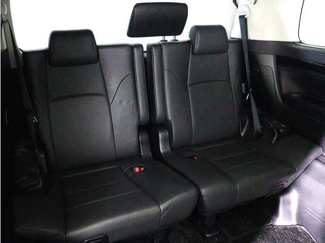 �T�[�h�V�[�g���L�X�Ƃ�����Ԃ����p�ӂ��Ă���܂�!�V�[�g�A�����W�ɂāA���K�X�y�[�X����邱�Ƃ��\�ƂȂ��Ă���܂�!�A�����W�p�^�[�����L�x�ŁA�l�X�ȃV�[���ɂ����p���������܂�!