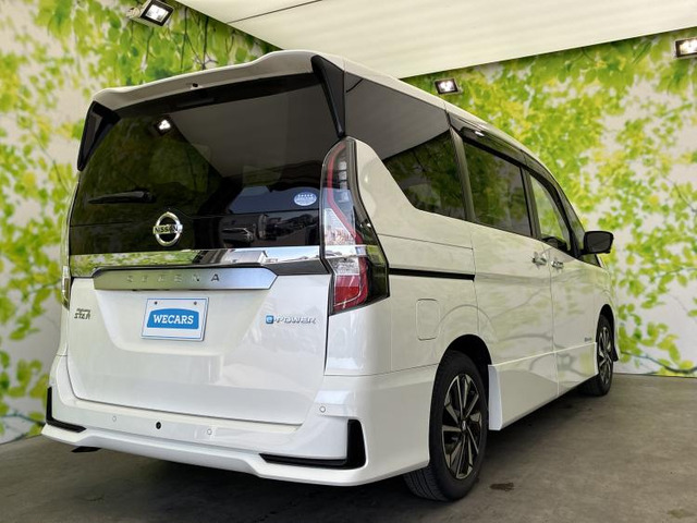 セレナ1.2 e-POWER ハイウェイスターV