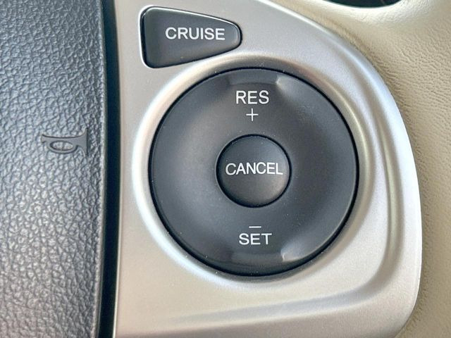 �y�N���[�Y�R���g���[���z�������H�����N���N���s�B�A�N�Z���𗣂��Ă���葬�x�ő��s���ł��A�������^�]���̕��S���y��!�����E�������ȒP�ȃX�C�b�`����Œ����ł��܂��B