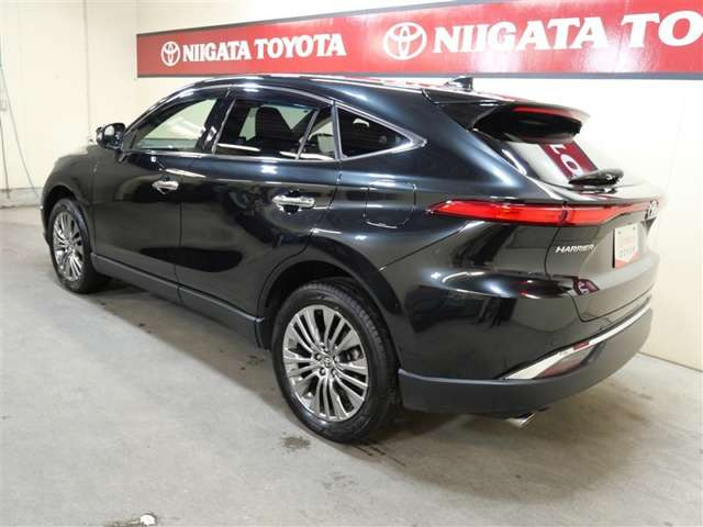 ハリアー2.5 ハイブリッド E-Four Z レザーパッケージ 4WD