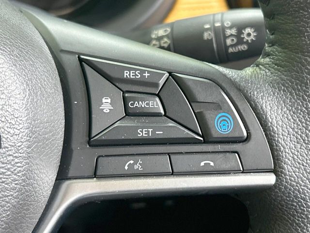 �y�v���p�C���b�g�z�������H�ł̒��������s���y��!!�a�؎��Ə��񑖍s�̃V�[���ŁA�A�N�Z���E�u���[�L�E�X�e�A�����O�������Ő��䂵�A�������^�]�̕��S���y�����Ă���܂���