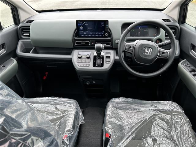 フリード1.5 e:HEV クロスター