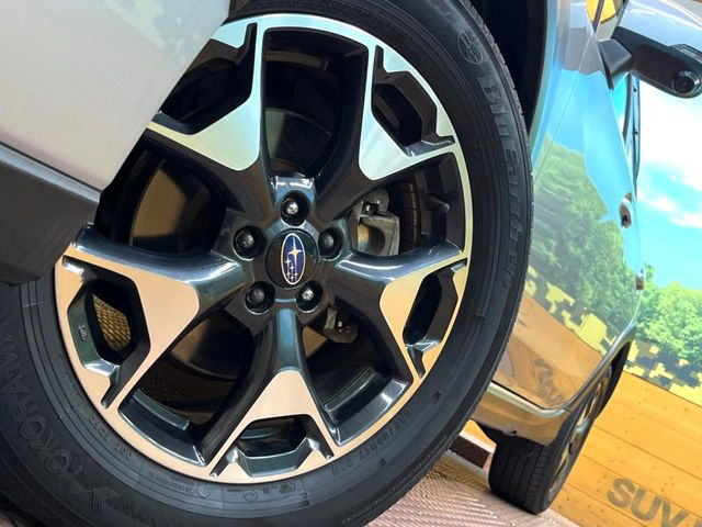 �y����17�C���`�A���~�z�C�[���z�O�ςɃ}�b�`���������A���~�z�C�[���𑕒����Ă���܂��B�e��ЊO�A���~�z�C�[����A�X�^�b�h���X�^�C�����戵�����Ă���܂��B���񂲑��k����������