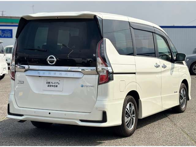 セレナ1.2 e-POWER ハイウェイスターV