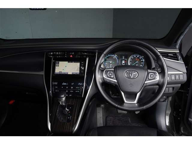 ハリアー2.5 ハイブリッド E-Four エレガンス 4WD