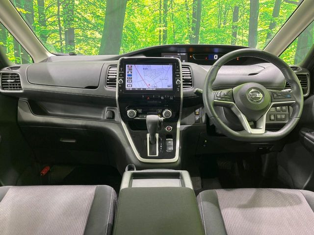 セレナ2.0 ハイウェイスター Vセレクション