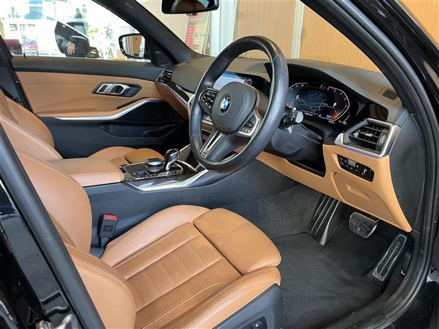 3シリーズツーリング320d xドライブ Mスポーツ  4WD