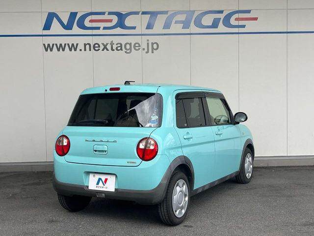 ��D�]�𒸂��Ă���܂��{�f�B�̒e�X�v���b�V���R�[�g���D�]��t���B�ʏ�̃K���X�R�[�g�ƈقȂ�A�ϋv�N��6�N�̖��@���K���X�R�[�e�B���O���A�{�f�B���L���C�ȏ�Ԃɕۂ��Ă���܂��B