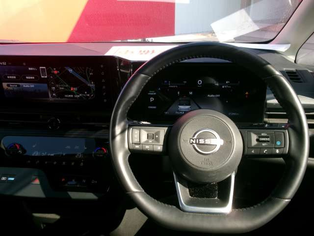 セレナ1.4 e-POWER AUTECH