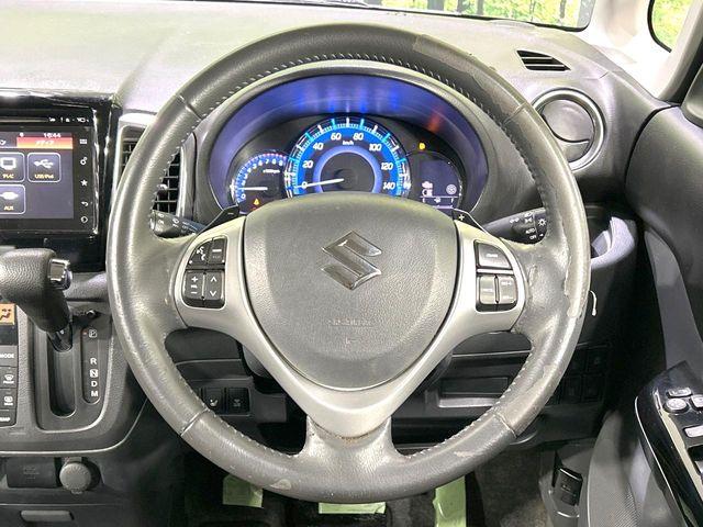 �y�����v�����X�e�A�����O�z�㎿�Ȋv���g�p���邱�ƂŁA��ɂ����������݂ƂĂ��^�]���₷���n���h���ł���