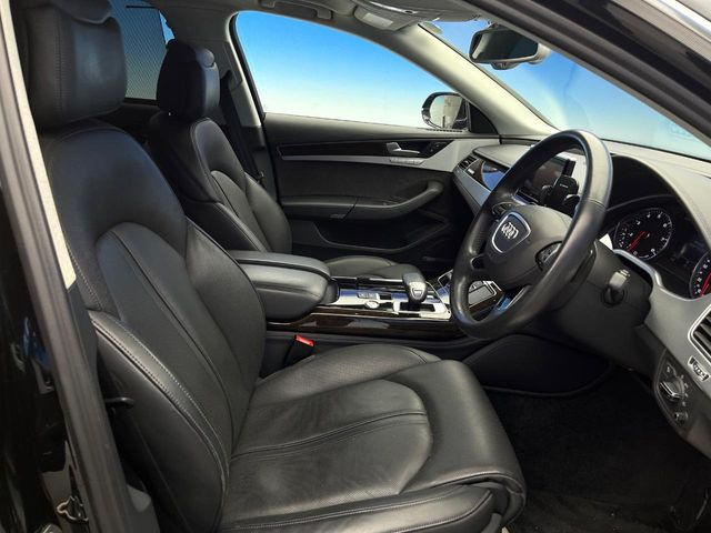 ●シートの使用感:破れ・へたりも少なく、ご覧の通りきれいな状態を維持しております。また、室内クリーニング・コーティングもご用命いただけます。