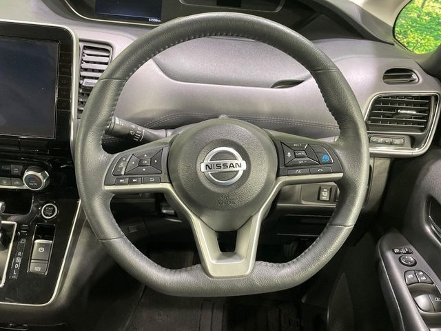 �y�����v�����X�e�A�����O�z�㎿�Ȋv���g�p���邱�ƂŁA��ɂ����������݂ƂĂ��^�]���₷���n���h���ł���