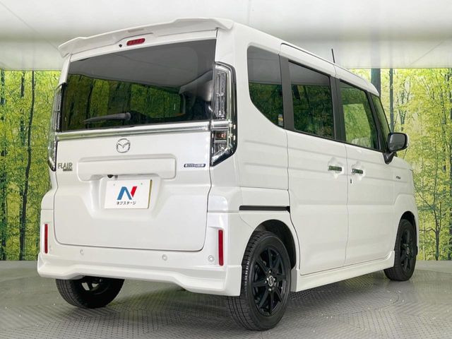 弊社では、全車『修復歴なし』のお車のみ取り扱っております。専任バイヤーによる厳選した仕入れの後、入庫後の車両チェックを行い、ネクステージが認定した高品質な中古車をご提供しております。