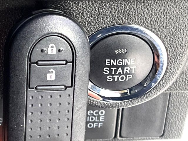 �y�L�[�t���[�V�X�e���z�J�o����|�P�b�g�ɓ��ꂽ�܂܂ł��h�A�̎{���E�������\�ȃX�}�[�g�L�[�𑕔��B�G���W���̃I���E�I�t�����J�M�����o���K�v����������Ƃ��Ă��֗��ł���