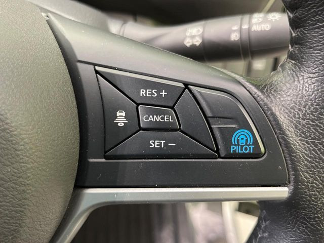 �y�v���p�C���b�g�z�������H�ł̒��������s���y��!!�a�؎��Ə��񑖍s�̃V�[���ŁA�A�N�Z���E�u���[�L�E�X�e�A�����O�������Ő��䂵�A�������^�]�̕��S���y�����Ă���܂���