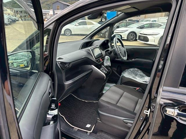 ヴォクシー2.0 ZS 煌II