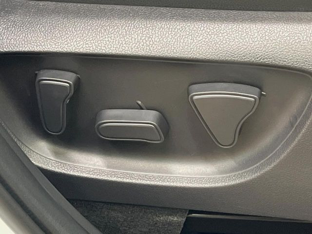 �y�p���[�V�[�g�z�X�C�b�`��ŊȒP�ɃV�[�g�̔��������\!�d��������͂�����܂���!���K�ȃV�[�g�|�W�V�����ɃZ�b�g���āA���K�ȃh���C�u�����y���݂��������B