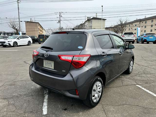 ヴィッツ1.3 F セーフティ エディション 4WD