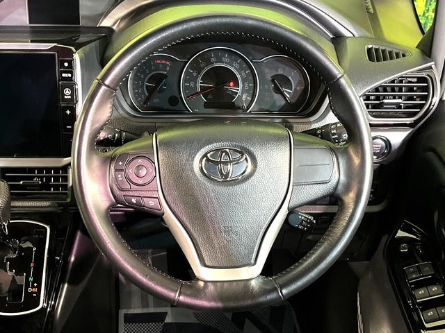 �y�����v�����X�e�A�����O�z�㎿�Ȋv���g�p���邱�ƂŁA��ɂ����������݂ƂĂ��^�]���₷���n���h���ł���