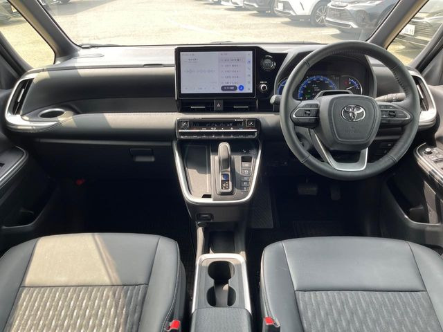 ノア1.8 ハイブリッド S-Z