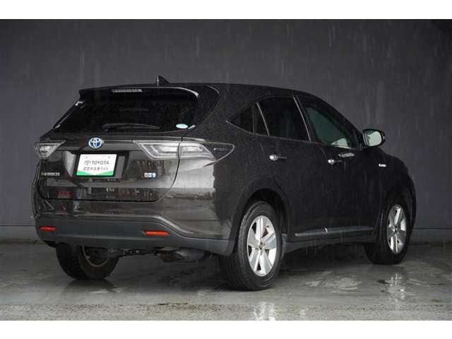 ハリアー2.5 ハイブリッド E-Four エレガンス 4WD