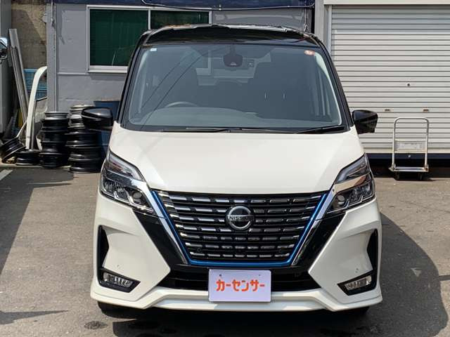 セレナ1.2 e-POWER ハイウェイスターV