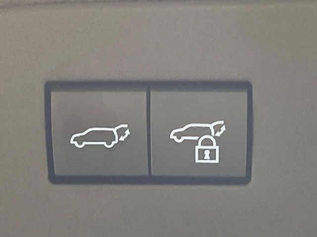 �y�p���[�o�b�N�h�A�z�X�}�[�g�L�[��^�]�Ȃ̃{�^�������������Ń��A�Q�[�g�������ŊJ���܂�!�ו��������Ă��鎞��A�����ʒu�ɂ���o�b�N�h�A��߂�ۂɕ֗��ȋ@�\�ł���