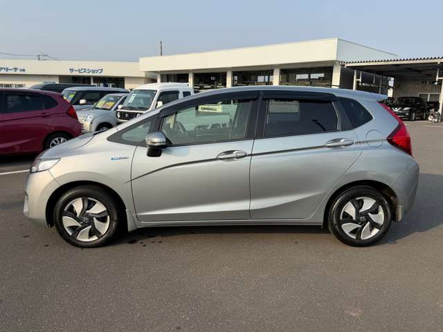 フィット1.5 ハイブリッド Lパッケージ