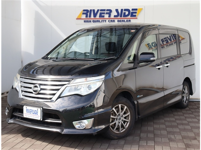 セレナ2.0 ハイウェイスター S-HYBRID