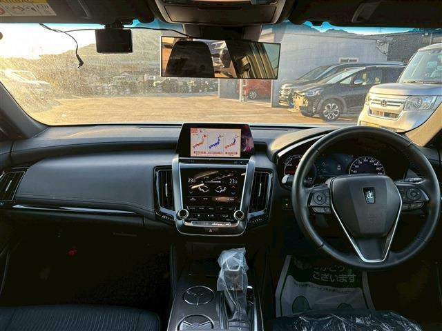 クラウンハイブリッド 2.5 RS