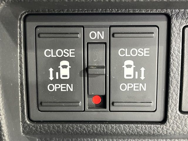 �y�����p���[�X���C�h�h�A�z�X�}�[�g�L�[��^�]�Ȃ̃X�C�b�`�Ō�ȗ����X���C�h�h�A�̊J���\���d��������͂����ăh�A���J����K�v�������A�����Ȃ��q�l�ł��ȒP�ɊJ���߂ł����K�ł���