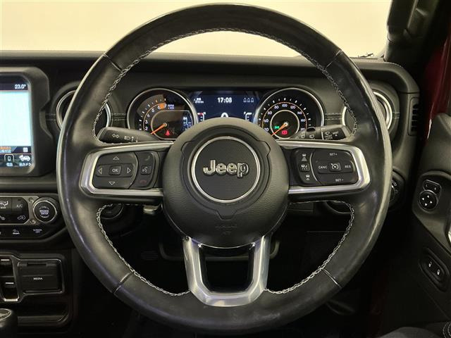 ラングラーアンリミテッド サハラ 4WD