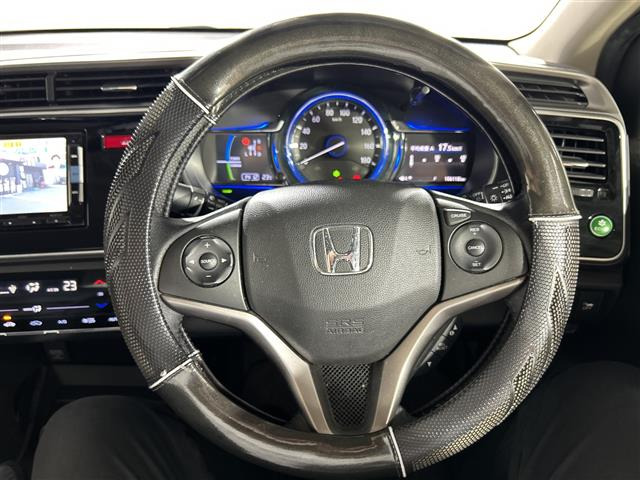 グレイス1.5 ハイブリッド LX