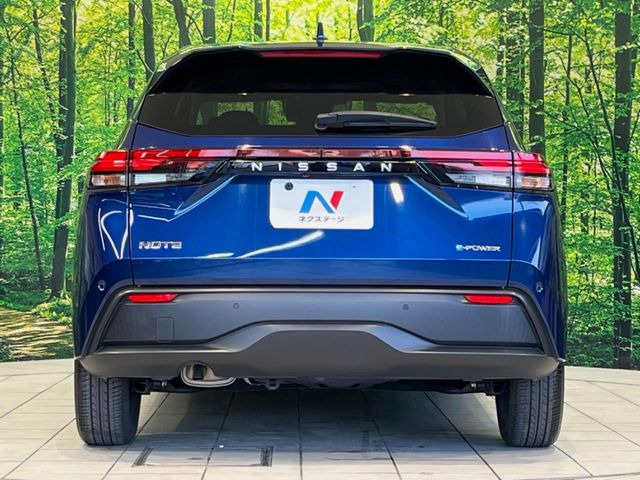 安心の最長10年・走行無制限保証(有償)をご用意。保証内容も充実はもちろん、無料点検&オイル交換や、年中無休の全国・24時間ロードサービスも付帯されておりますのでご安心下さい。