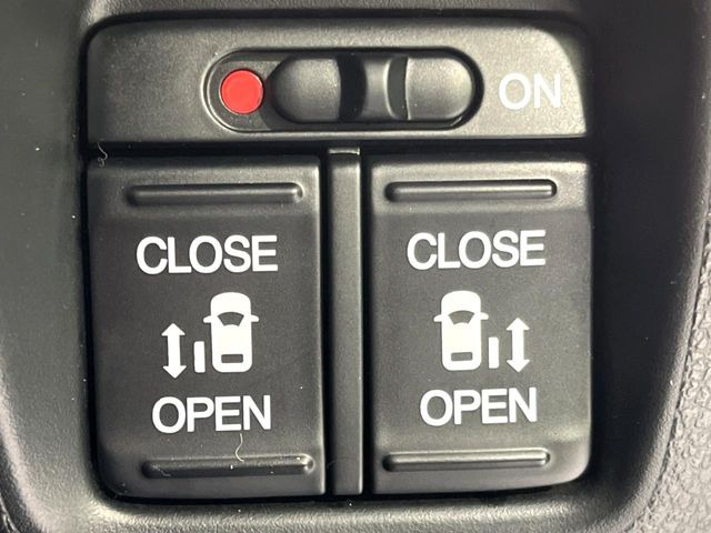 �y�����p���[�X���C�h�h�A�z�X�}�[�g�L�[��^�]�Ȃ̃X�C�b�`�Ō�ȗ����X���C�h�h�A�̊J���\���d��������͂����ăh�A���J����K�v�������A�����Ȃ��q�l�ł��ȒP�ɊJ���߂ł����K�ł���