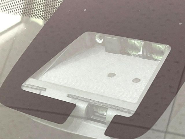 �y�g���^�Z�[�t�e�B�Z���X�z���s���ɑO���̎ԗ�����F�����A�Փ˂������Ȏ��͌x��ƃu���[�L�ŏՓˉ���Ɣ�Q�y�����A�V�X�g�B�����S�Ƀh���C�u�����y���݂��������܂��B