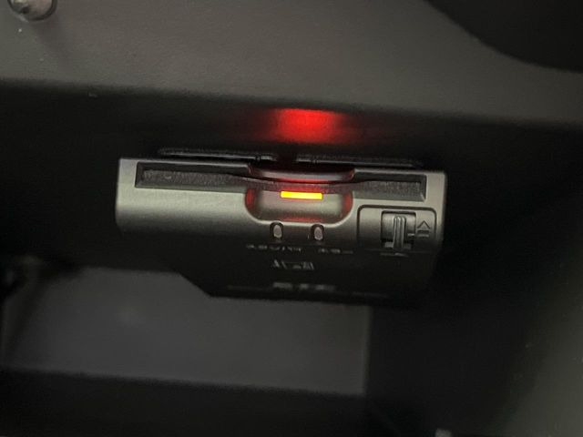 【ETC】高速道路の料金所をストレスなく通過!話題のスポットやサービスエリアに多い「スマートIC」利用時は必須のアイテムです。当店でセットアップを実施、ご納車当日からすぐにご利用いただけます!