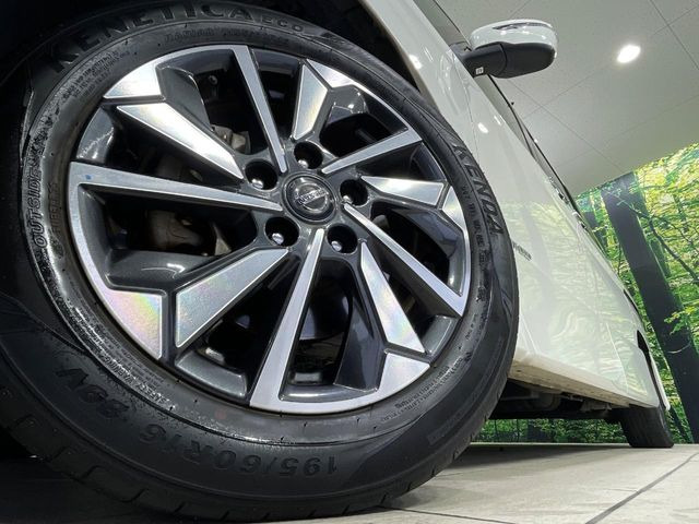 �y����16�C���`�A���~�z�C�[���z�O�ςɃ}�b�`���������A���~�z�C�[���𑕒����Ă���܂��B�e��ЊO�A���~�z�C�[����A�X�^�b�h���X�^�C�����戵�����Ă���܂��B���񂲑��k����������