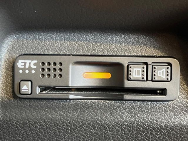 【ETC】高速道路の料金所をストレスなく通過!話題のスポットやサービスエリアに多い「スマートIC」利用時は必須のアイテムです。当店でセットアップを実施、ご納車当日からすぐにご利用いただけます!