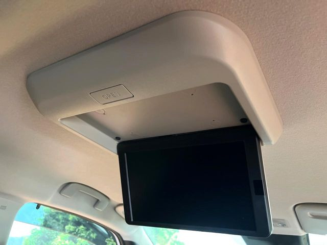 セレナ1.4 e-POWER ルキシオン