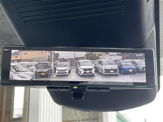 セレナ1.4 e-POWER ルキシオン