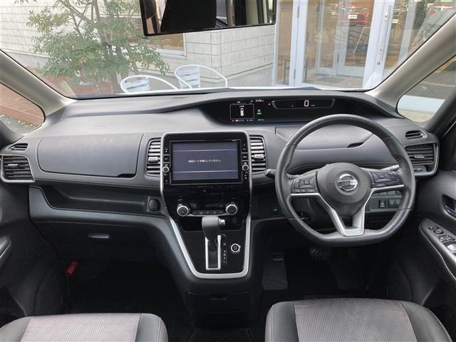 セレナ2.0 ハイウェイスター Vセレクション