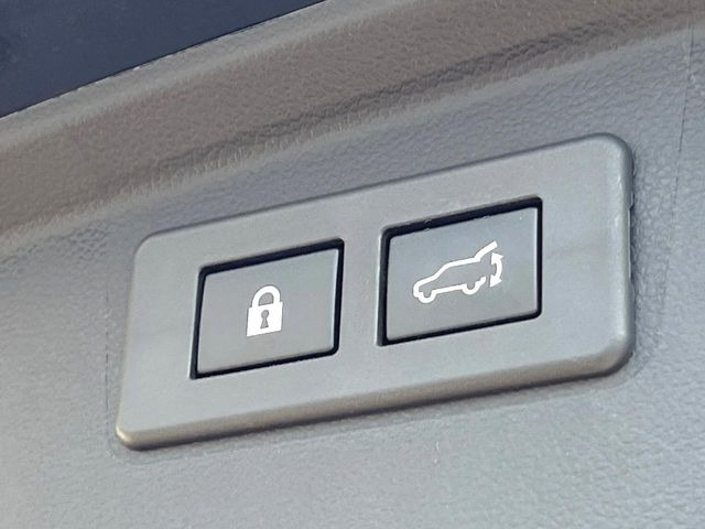 �y�p���[�o�b�N�h�A�z�X�}�[�g�L�[��^�]�Ȃ̃{�^�������������Ń��A�Q�[�g�������ŊJ���܂�!�ו��������Ă��鎞��A�����ʒu�ɂ���o�b�N�h�A��߂�ۂɕ֗��ȋ@�\�ł���