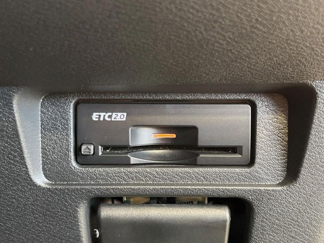 【ETC】高速道路の料金所をストレスなく通過!話題のスポットやサービスエリアに多い「スマートIC」利用時は必須のアイテムです。当店でセットアップを実施、ご納車当日からすぐにご利用いただけます!