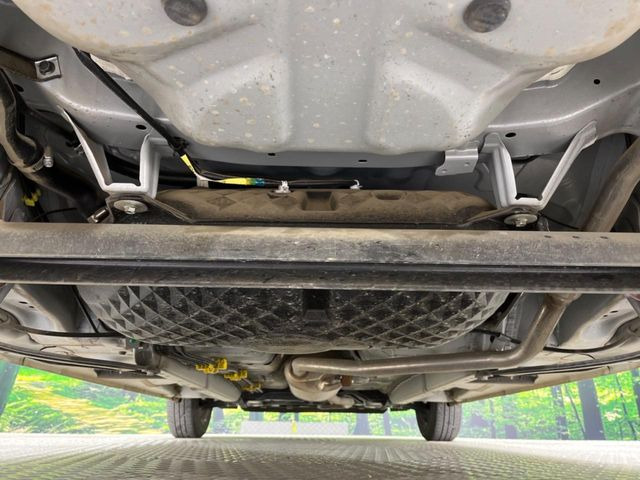 下回りがきれいなうちに、防錆加工の施工がオススメ。降雪地域はもちろん、沿岸部にお住いの方や、趣味でマリン・ウィンタースポーツをされる方にご好評いただいております。