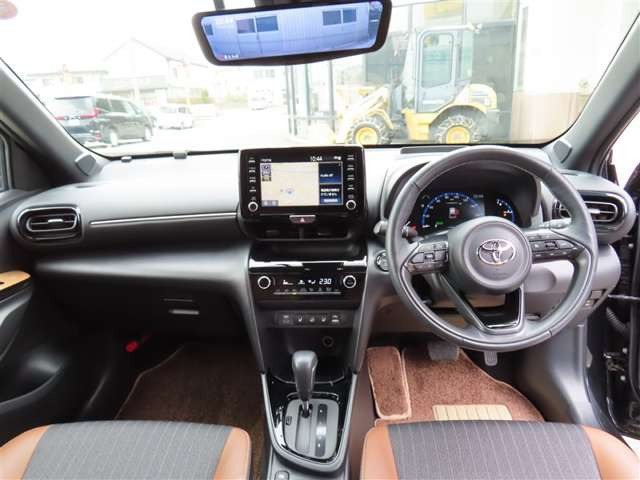 ヤリスクロス1.5 ハイブリッド Z アドベンチャー E-Four 4WD