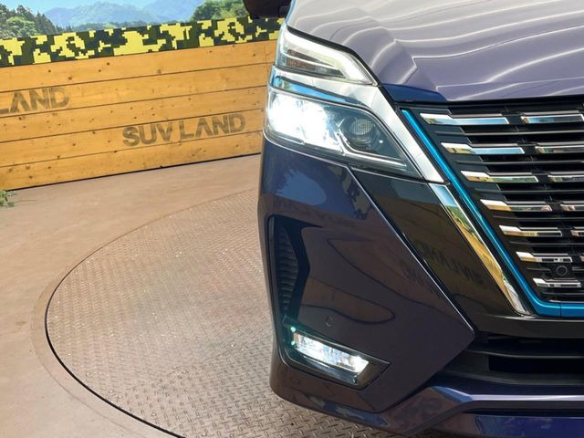 �yLED�w�b�h���C�g�z���V����ԑ��s�����ǍD�Ȏ��E���m�ۂ����S���ĉ^�]�ł��鍂�P�xLED�w�b�h���C�g�𑕔�!�_�����x�������A����d�͂��}�����Ă��܂��B