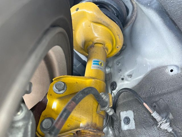 �y�r���V���^�C�����_���p�[�z�������s���̎ԗ����萫�����コ���Ă����l�C�̑����B�X���̏��S�n���]���ɂ����A�X�|�[�e�B�ȑ��s�����y���݂��������܂���