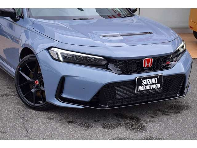 シビックタイプR2.0 レーシング ブラックパッケージ